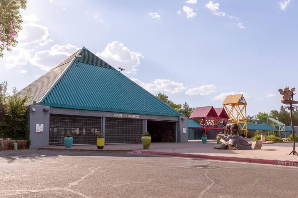 The Patito: Walk To The Zoo, Cafes And Restaurants Vila Albuquerque Exterior foto